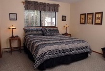 RedAwning Lupine Lodge
